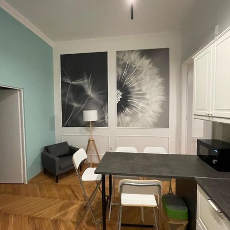 Flower Apartment Βουδαπέστη Εξωτερικό φωτογραφία