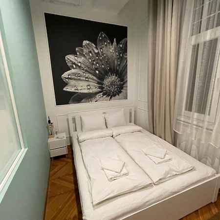 Flower Apartment Βουδαπέστη Εξωτερικό φωτογραφία